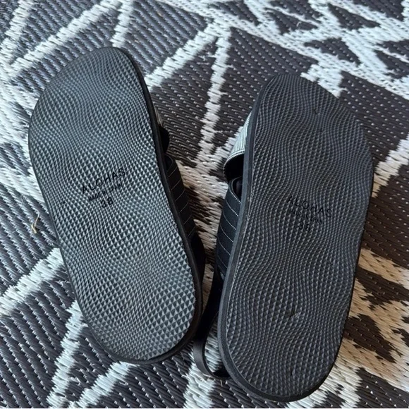 Alohas| Marshmallow Slingback Sandals - Picture 6 of 6